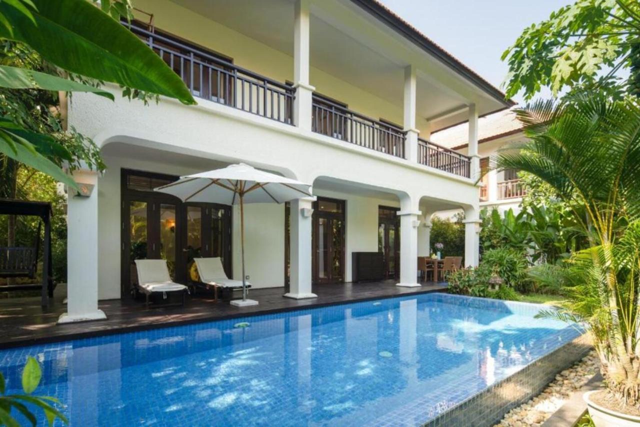 Outstanding In Beach Villa *